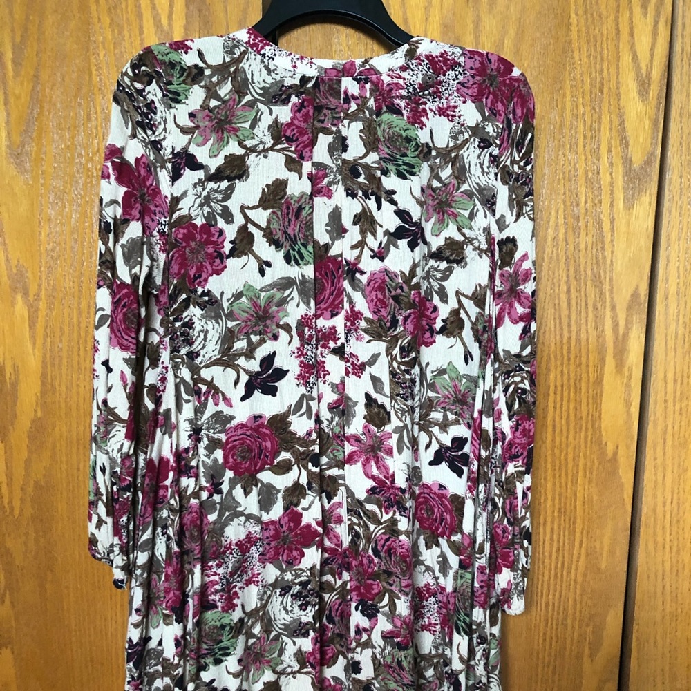 Cute dress/tunic - Picture 2 of 2